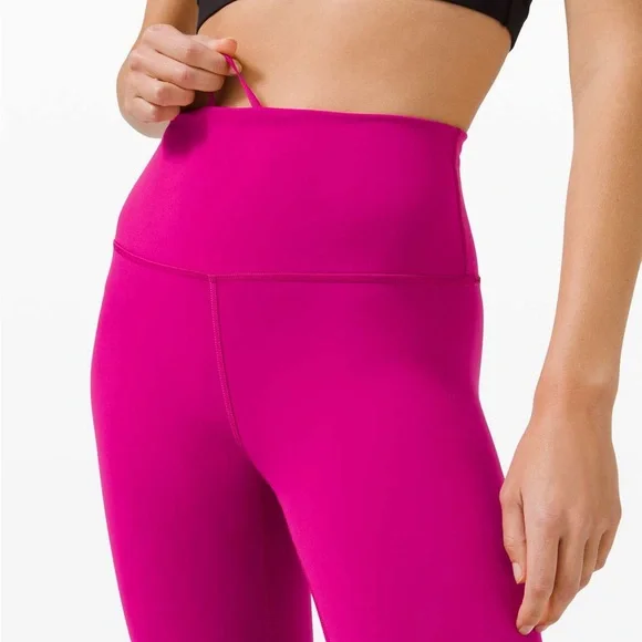 Lululemon Wunder Train High Rise 25” - Picture 8 of 9